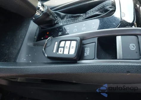 2018 Honda Civic Ex z USA, uszkodzony, nr VIN SHHFK7H5XJU233916